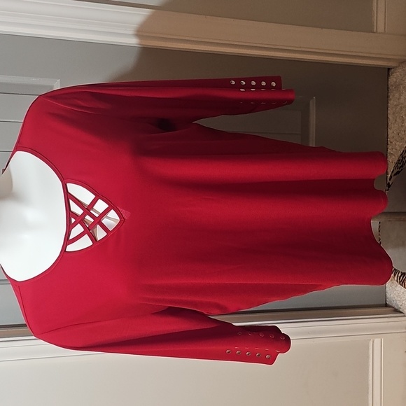Scarlett Vibrant Red Top - Picture 1 of 9